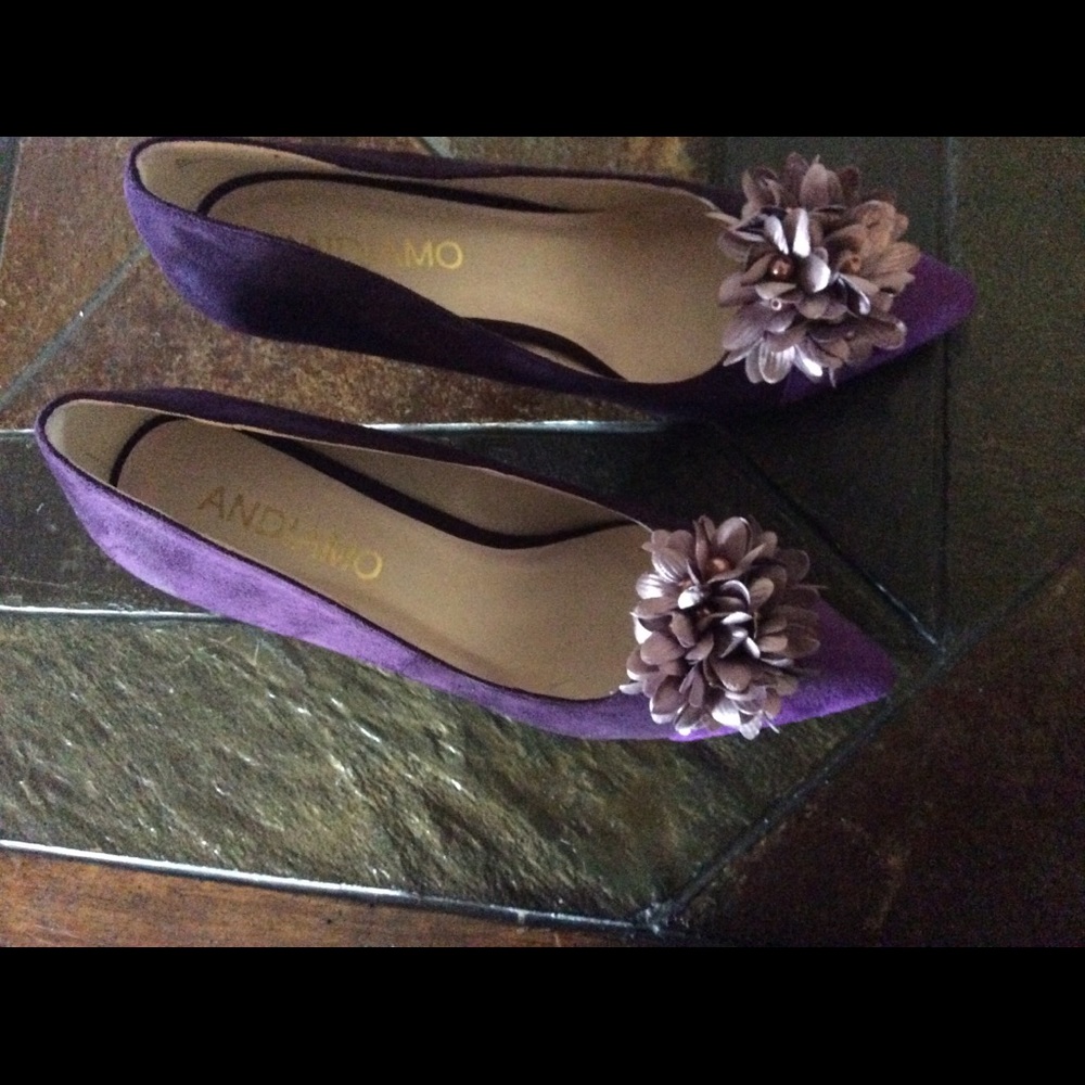 Mario Adomo Purple faux suede pumps. Size 8.5 - Picture 3 of 6